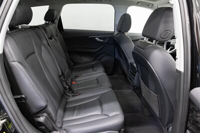 2022 Audi Q7 55 Premium quattro   - Photo 15 - Concord, CA 94520
