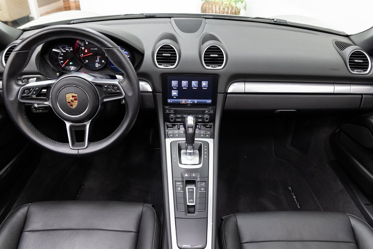 2018 Porsche 718 Boxster - Photo 6 - Concord, CA 94520