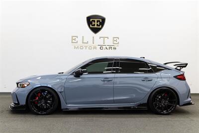 2025 Honda Civic Type R   - Photo 2 - Concord, CA 94520