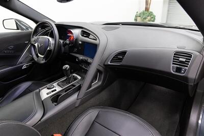 2014 Chevrolet Corvette Z51 2LT   - Photo 12 - Concord, CA 94520