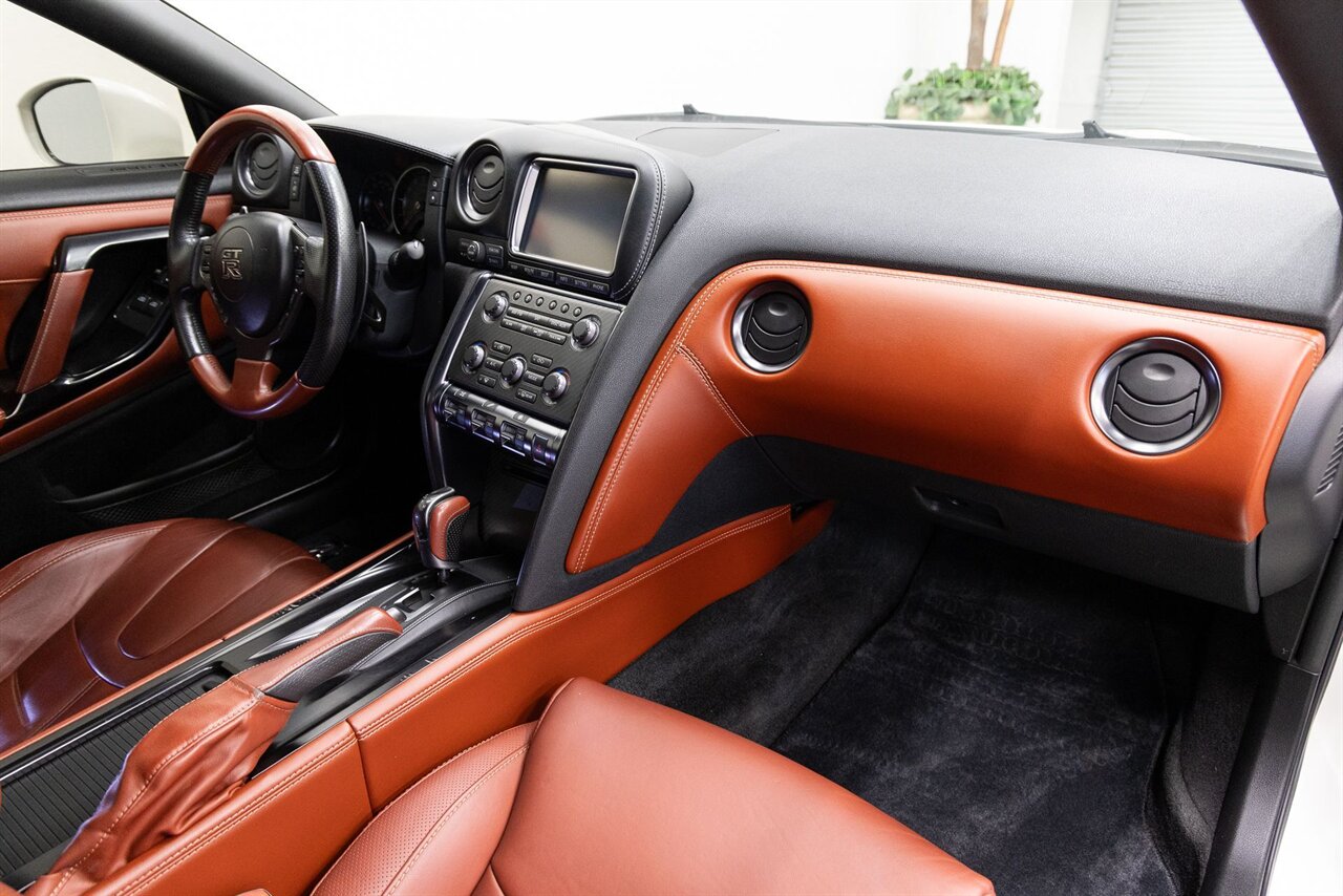 2016 Nissan GT-R Premium - Photo 13 - Concord, CA 94520