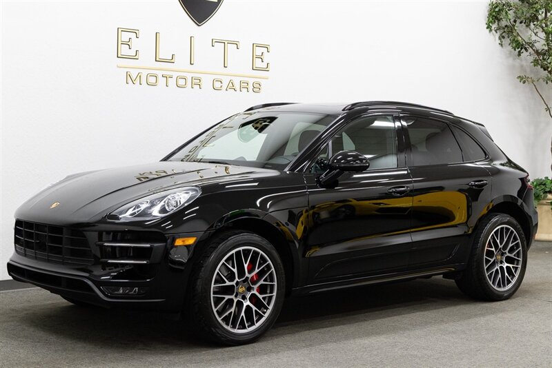2017 Porsche Macan Turbo  