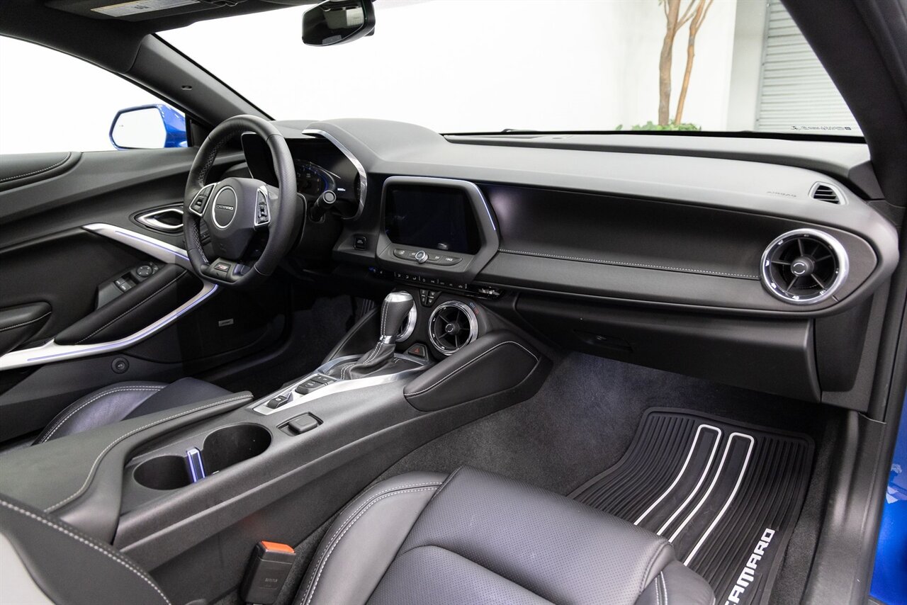 2018 Chevrolet Camaro SS 2SS   - Photo 13 - Concord, CA 94520