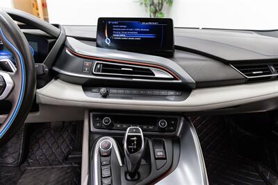 2016 BMW i8   - Photo 16 - Concord, CA 94520