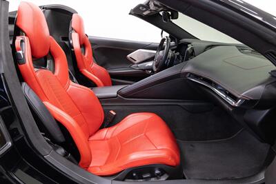 2020 Chevrolet Corvette Stingray 3LT   - Photo 13 - Concord, CA 94520