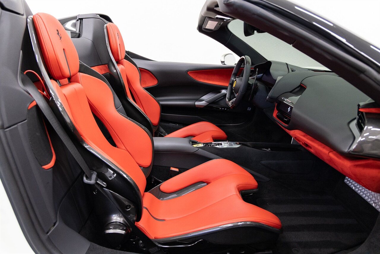 2024 Ferrari SF90 Spider - Photo 13 - Concord, CA 94520