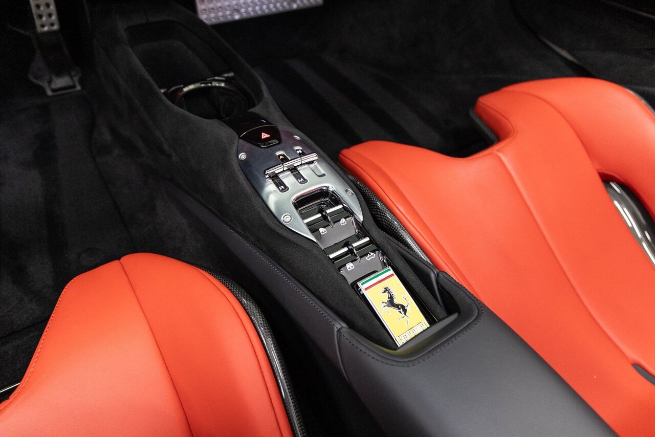 2024 Ferrari SF90 Spider - Photo 18 - Concord, CA 94520