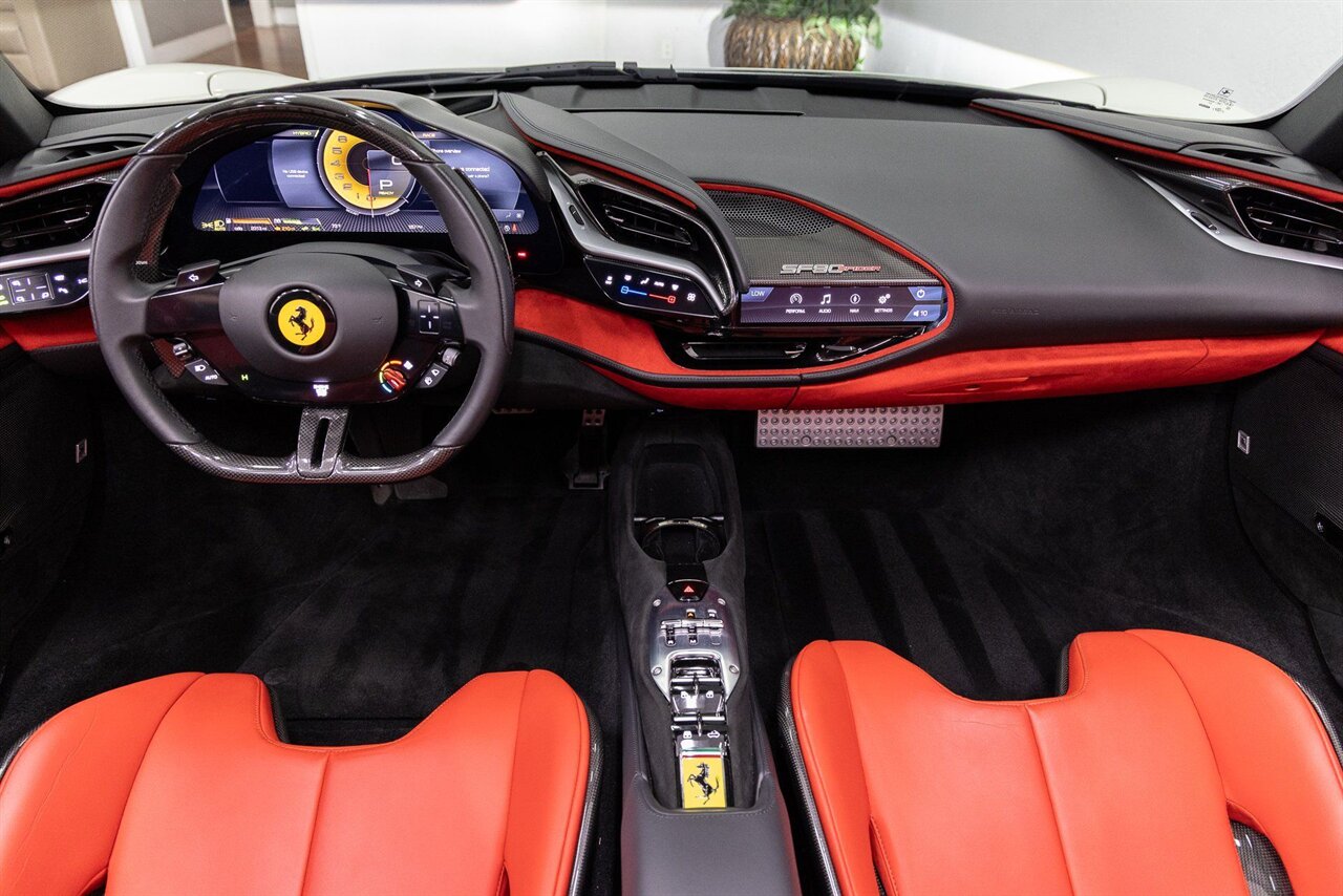 2024 Ferrari SF90 Spider - Photo 5 - Concord, CA 94520