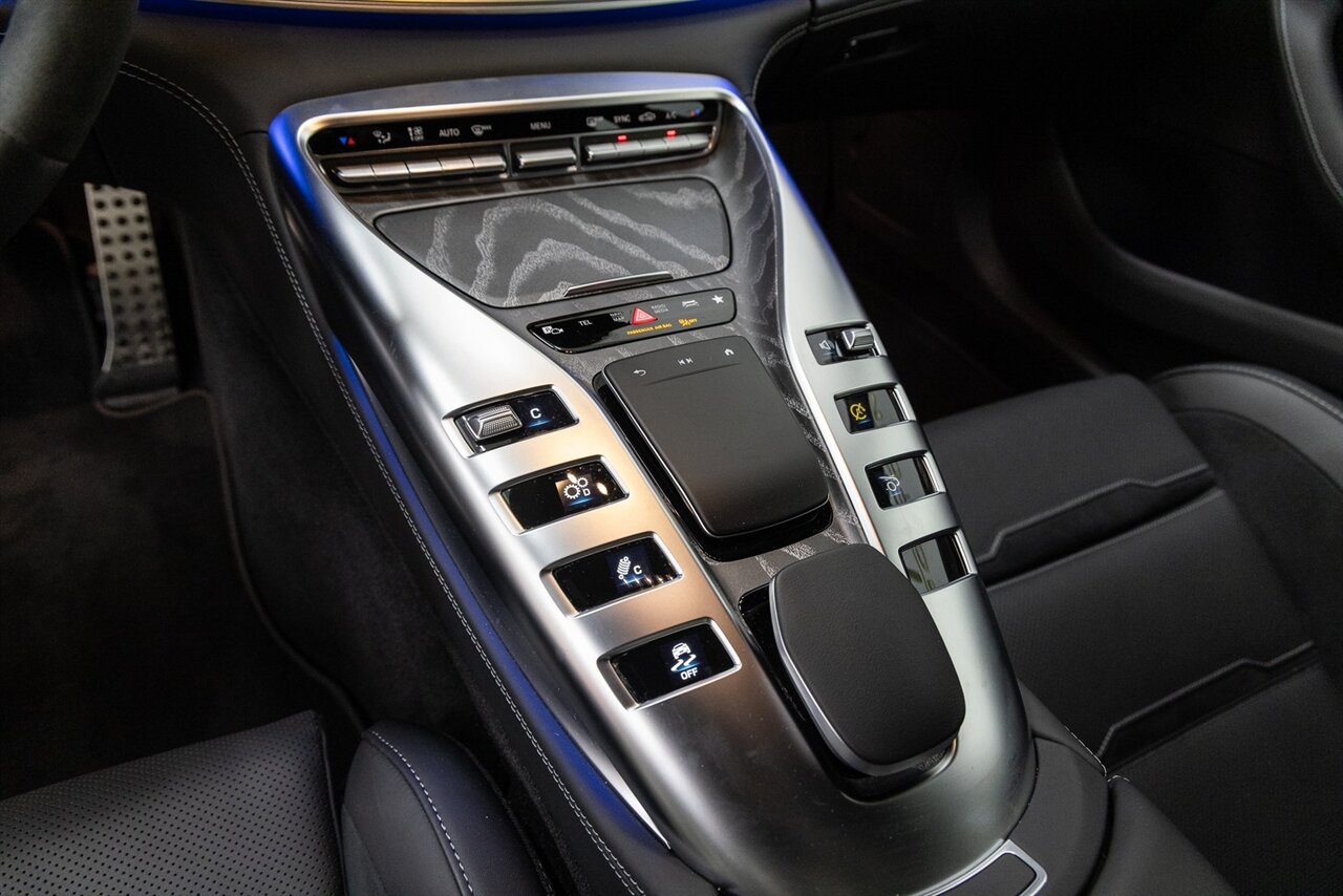 2024 Mercedes-Benz AMG GT Base 4MATIC® - Photo 20 - Concord, CA 94520