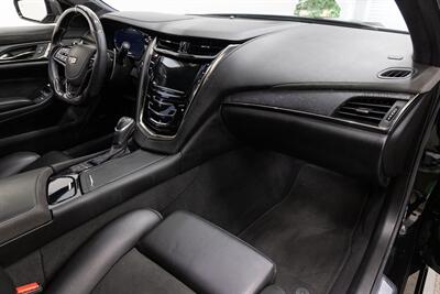 2018 Cadillac CTS-V   - Photo 13 - Concord, CA 94520