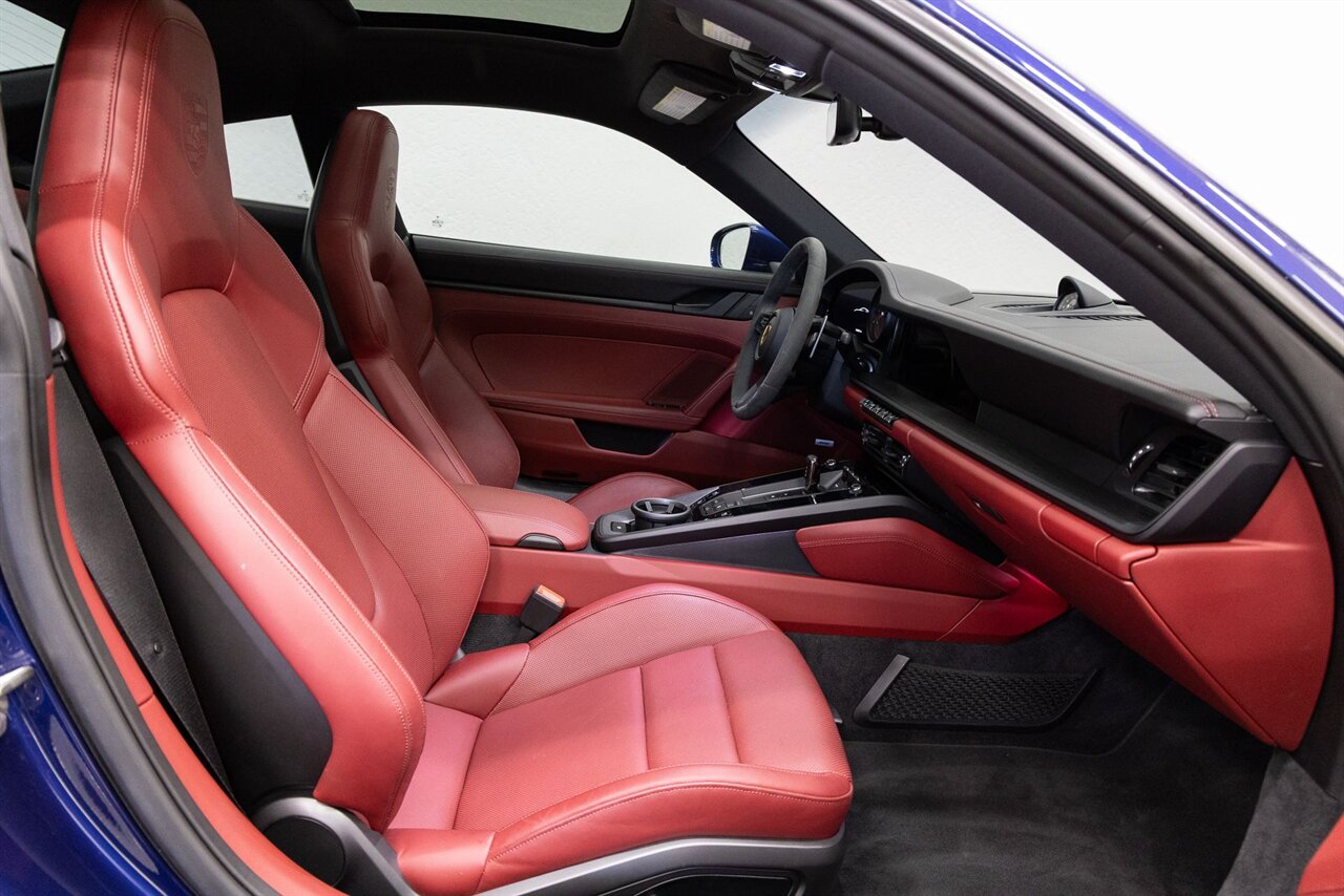 2022 Porsche 911 Carrera GTS - Photo 14 - Concord, CA 94520