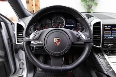2011 Porsche Cayenne Turbo   - Photo 16 - Concord, CA 94520