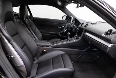 2021 Porsche 718 Cayman GTS - Photo 12 - Concord, CA 94520