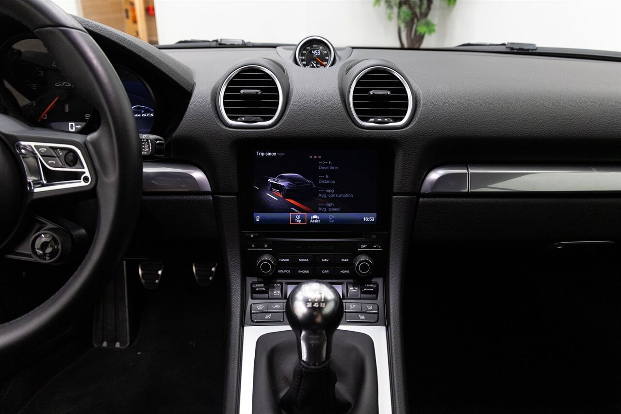 2021 Porsche 718 Cayman GTS - Photo 15 - Concord, CA 94520