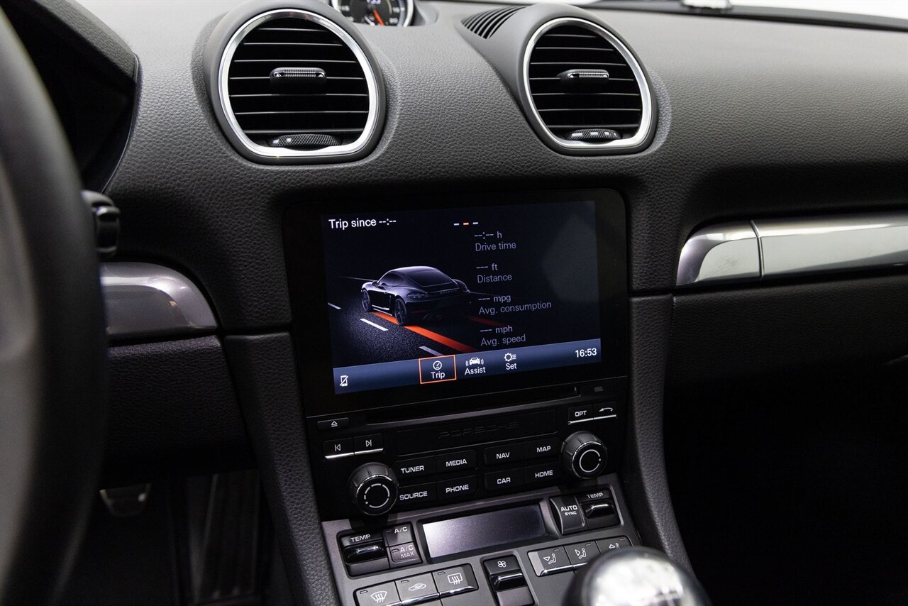 2021 Porsche 718 Cayman GTS - Photo 16 - Concord, CA 94520