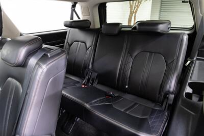 2020 Ford Expedition Platinum   - Photo 9 - Concord, CA 94520