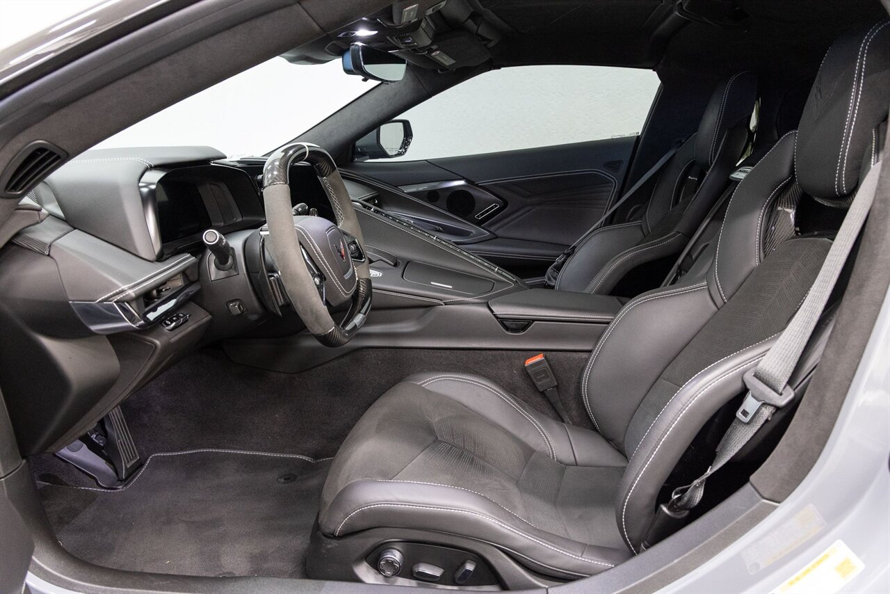 2025 Chevrolet Corvette Z06 3LZ - Photo 6 - Concord, CA 94520