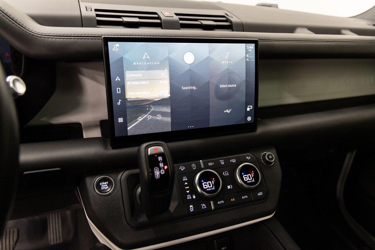 2022 Land Rover Defender X-Dynamic HSE - Photo 19 - Concord, CA 94520