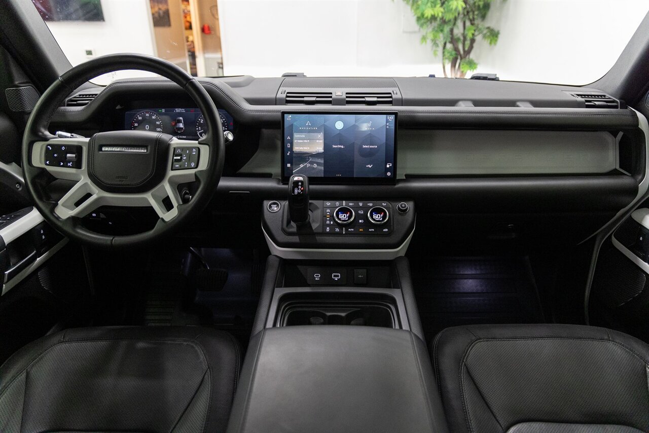 2022 Land Rover Defender X-Dynamic HSE - Photo 5 - Concord, CA 94520