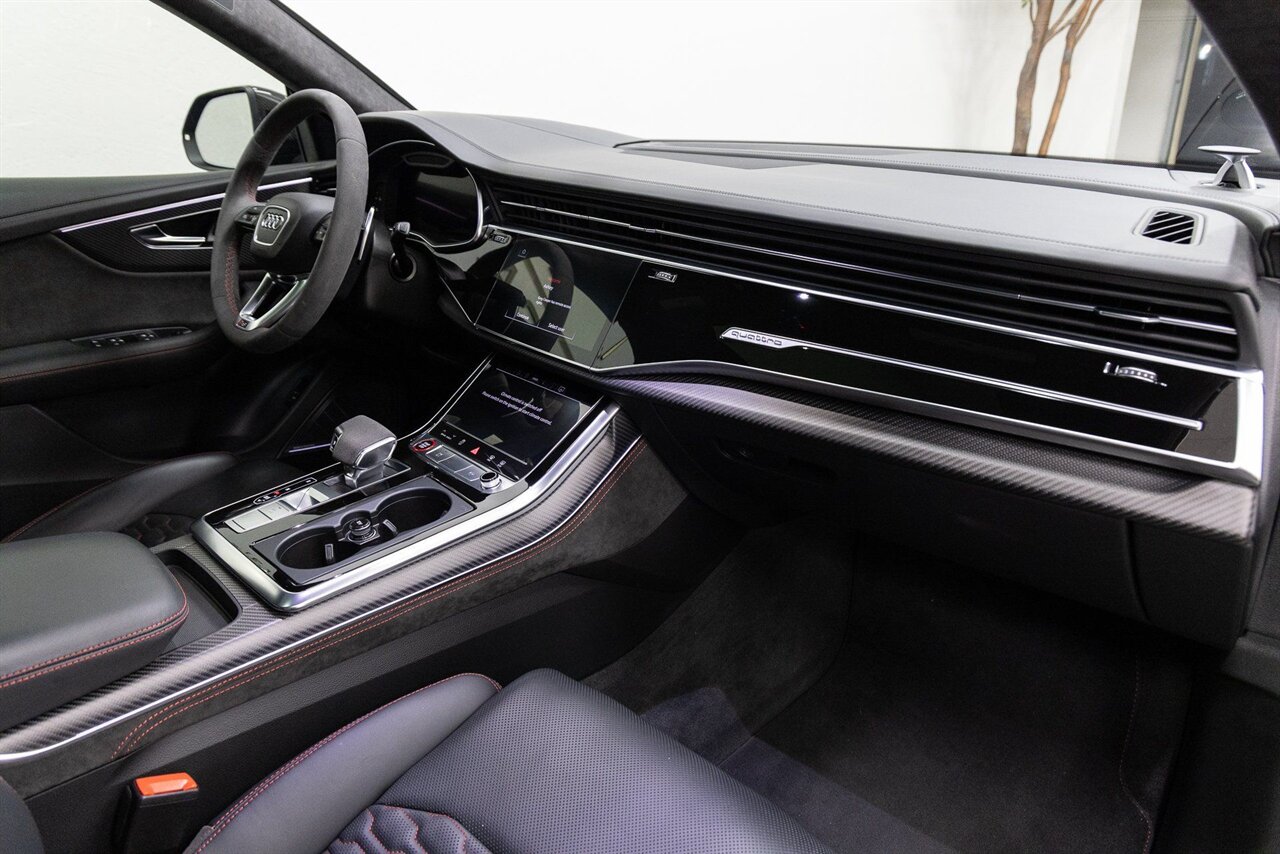 2022 Audi RS Q8 4.0T quattro - Photo 19 - Concord, CA 94520
