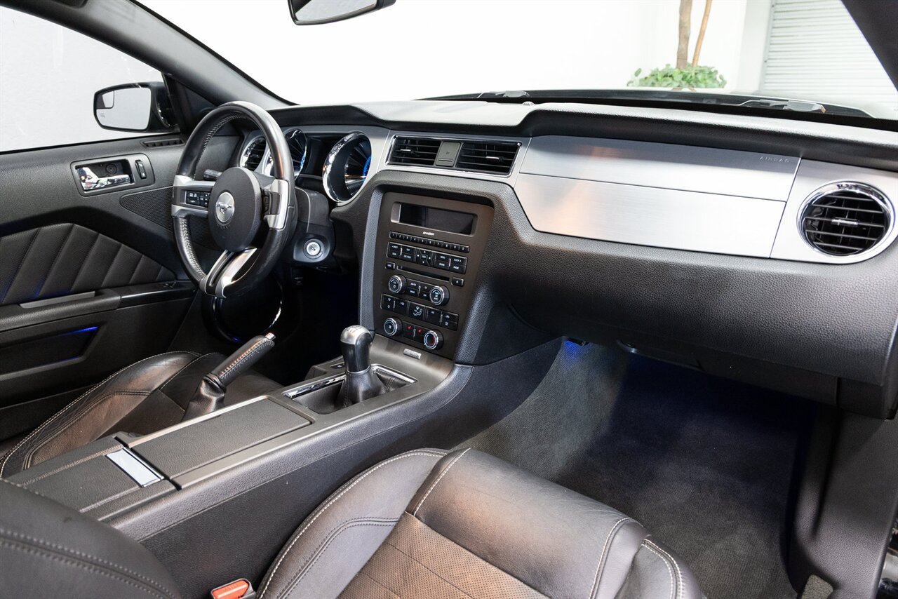 2014 Ford Mustang GT Premium - Photo 13 - Concord, CA 94520