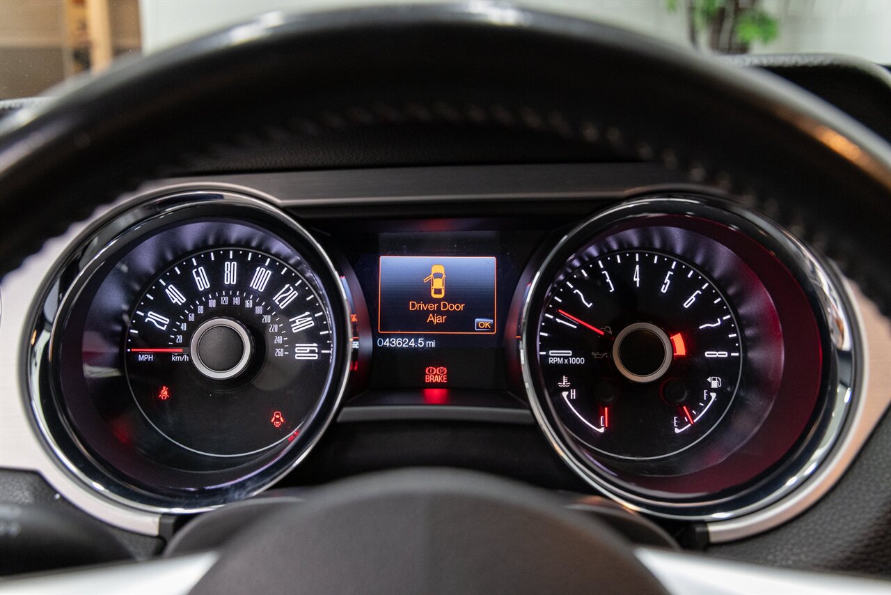 2014 Ford Mustang GT Premium - Photo 17 - Concord, CA 94520