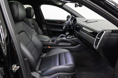 2021 Porsche Cayenne   - Photo 14 - Concord, CA 94520