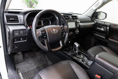 2017 Toyota 4Runner TRD Pro   - Photo 6 - Concord, CA 94520