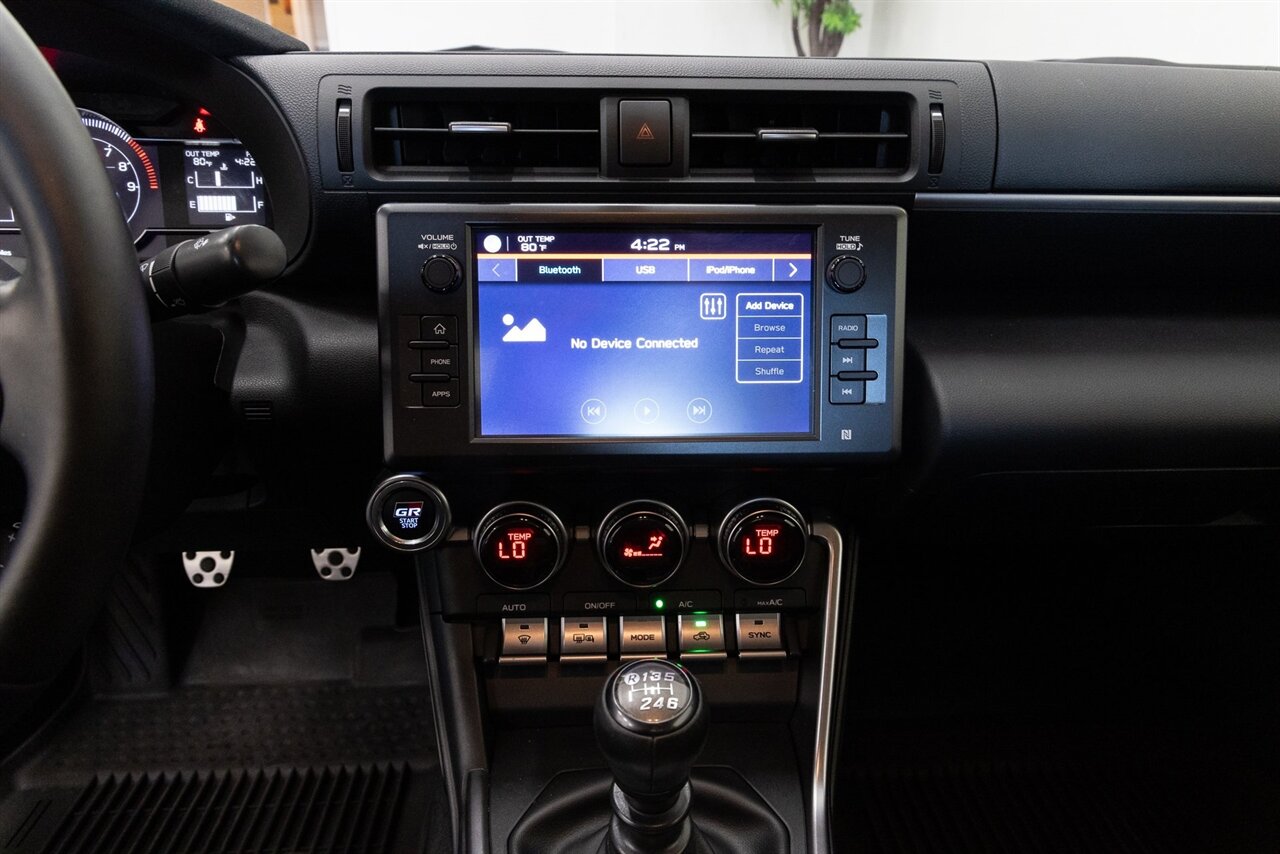 2023 Toyota GR86 Premium - Photo 18 - Concord, CA 94520