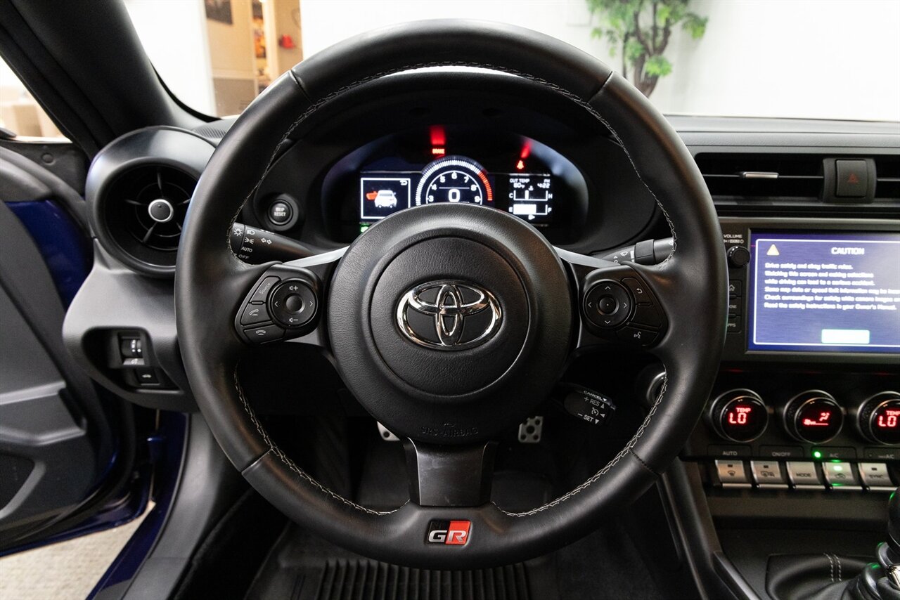 2023 Toyota GR86 Premium - Photo 16 - Concord, CA 94520
