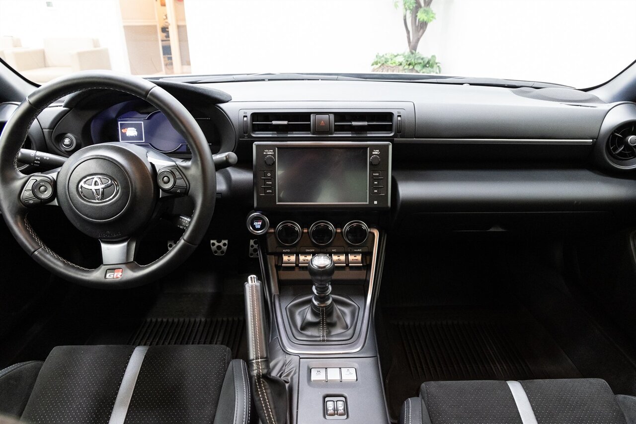 2023 Toyota GR86 Premium - Photo 5 - Concord, CA 94520