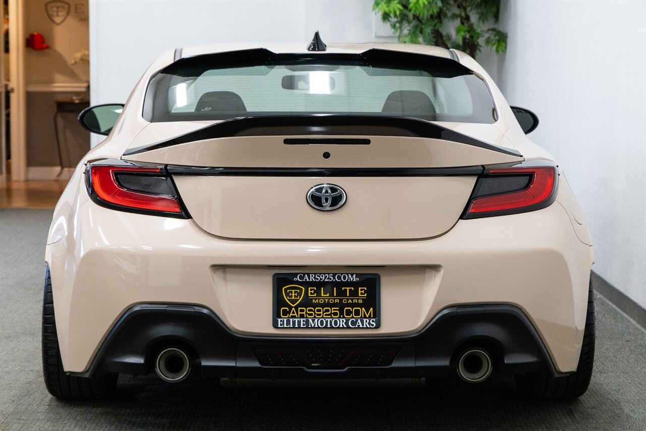 2023 Toyota GR86 Premium - Photo 4 - Concord, CA 94520