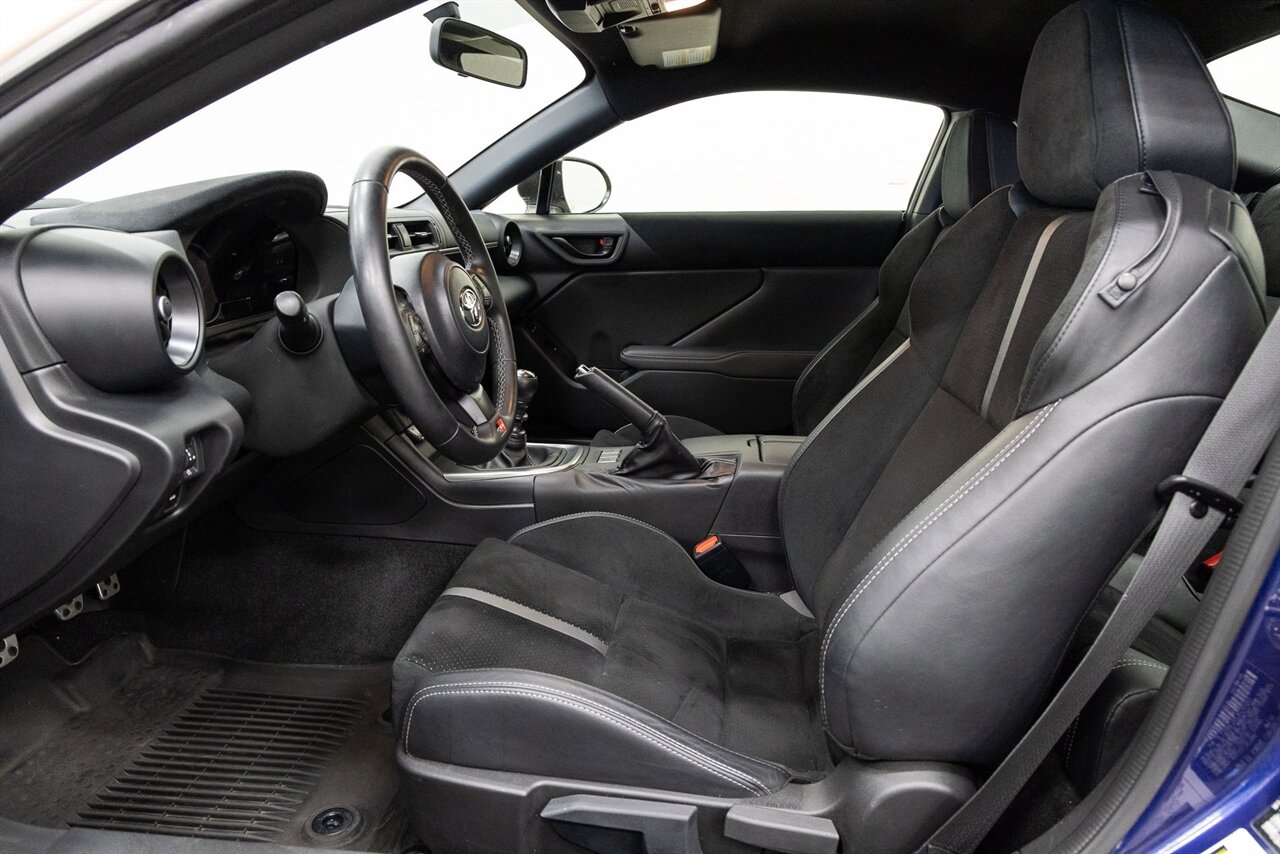 2023 Toyota GR86 Premium - Photo 7 - Concord, CA 94520
