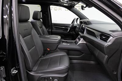 2022 GMC Yukon XL Denali   - Photo 15 - Concord, CA 94520