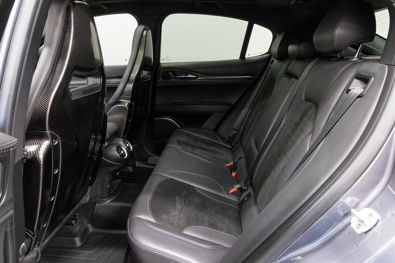 2018 Alfa Romeo Stelvio Quadrifoglio - Photo 8 - Concord, CA 94520