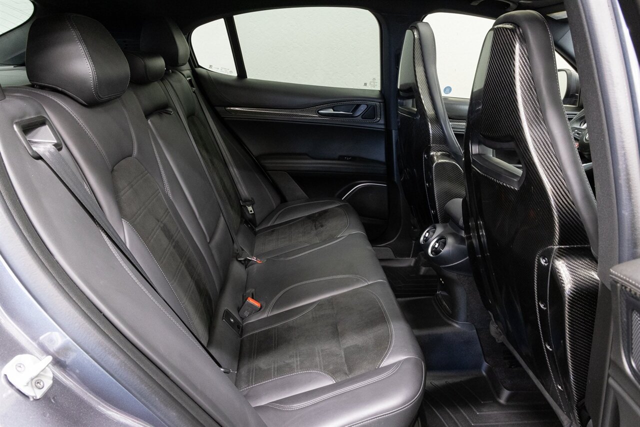 2018 Alfa Romeo Stelvio Quadrifoglio - Photo 15 - Concord, CA 94520