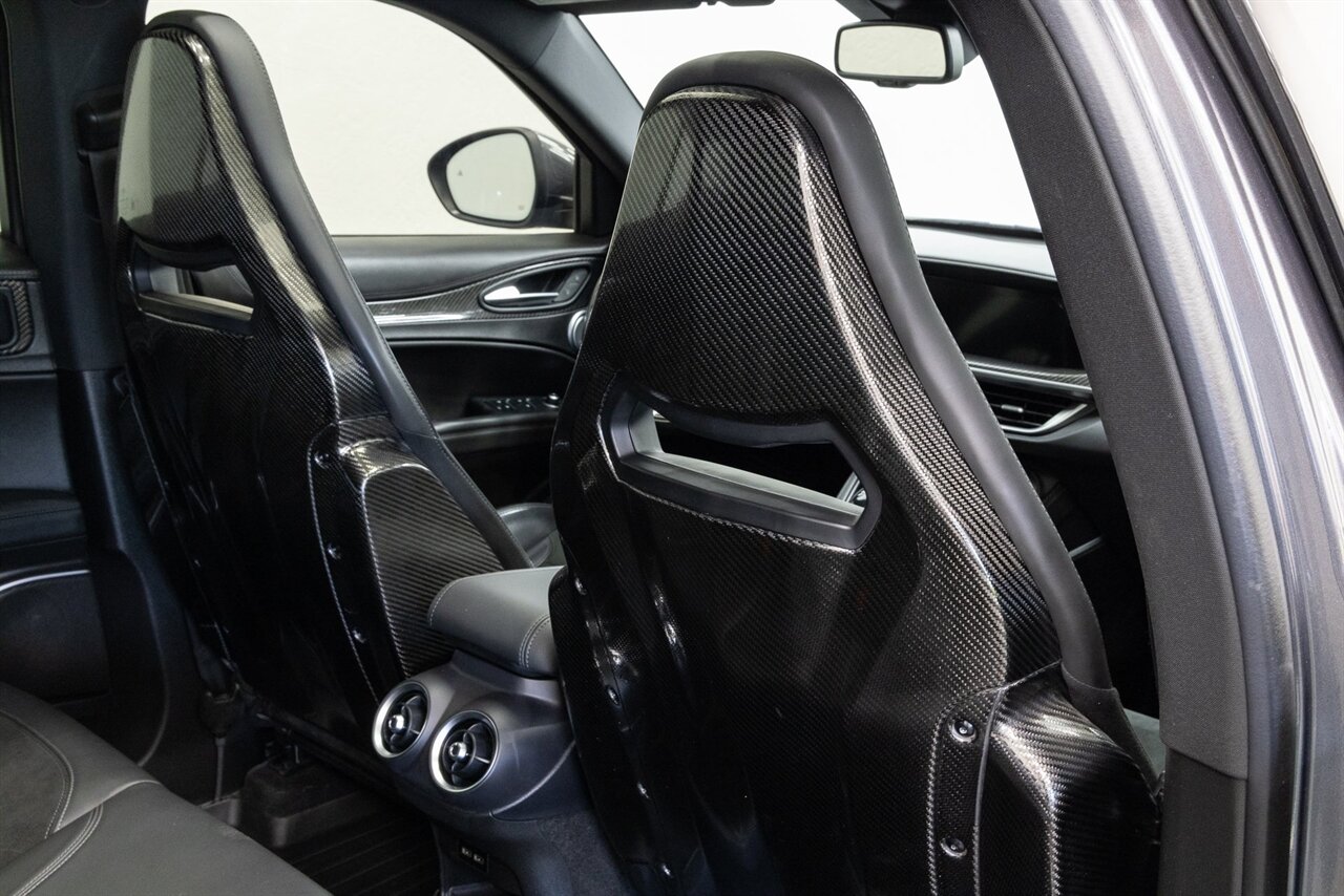2018 Alfa Romeo Stelvio Quadrifoglio - Photo 21 - Concord, CA 94520