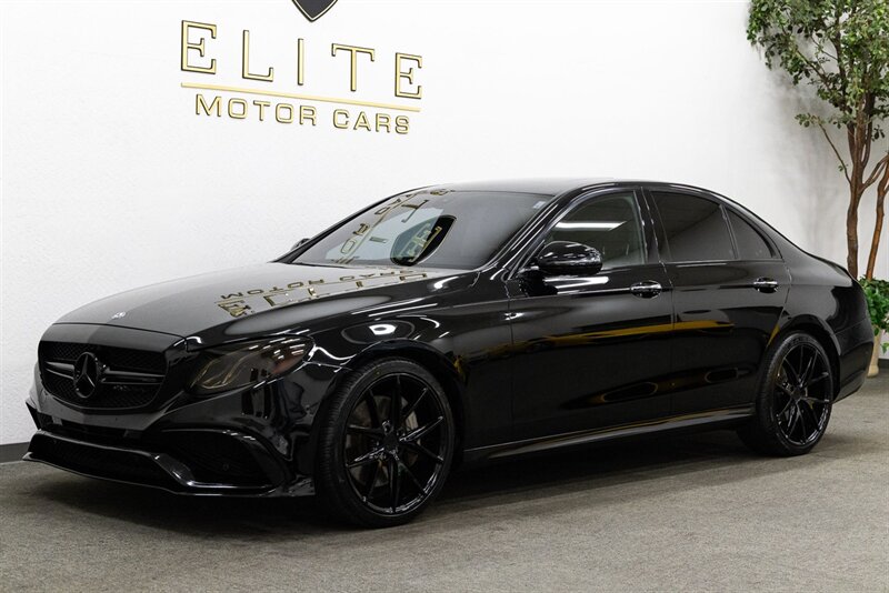 2017 Mercedes-Benz E 300  