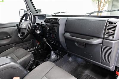 2006 Jeep Wrangler Unlimited   - Photo 12 - Concord, CA 94520
