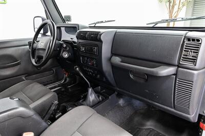 2006 Jeep Wrangler Unlimited - Photo 12 - Concord, CA 94520