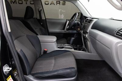 2010 Toyota 4Runner SR5   - Photo 14 - Concord, CA 94520