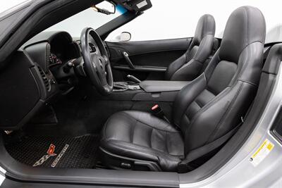 2010 Chevrolet Corvette Base 2LT   - Photo 7 - Concord, CA 94520