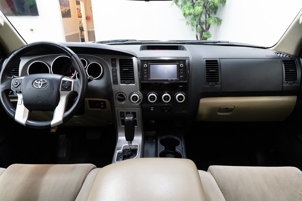 2015 Toyota Sequoia SR5 5.7L - Photo 5 - Concord, CA 94520
