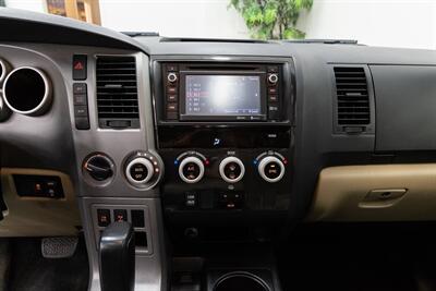 2015 Toyota Sequoia SR5 5.7L   - Photo 19 - Concord, CA 94520