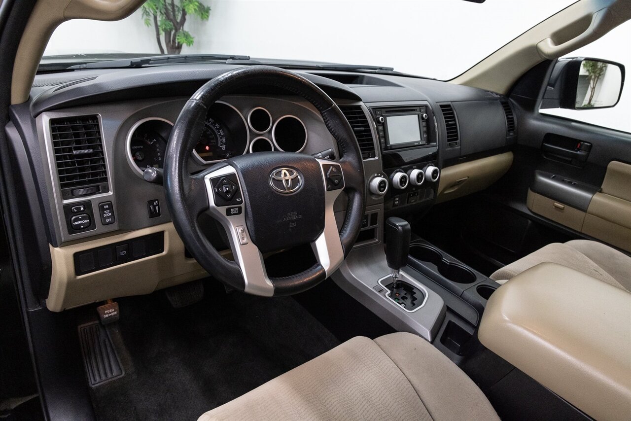 2015 Toyota Sequoia SR5 5.7L - Photo 6 - Concord, CA 94520