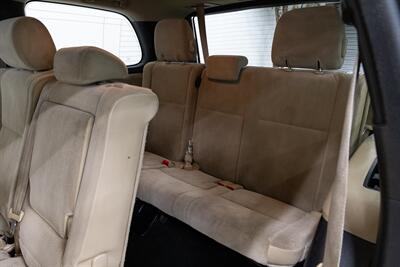 2015 Toyota Sequoia SR5 5.7L   - Photo 9 - Concord, CA 94520