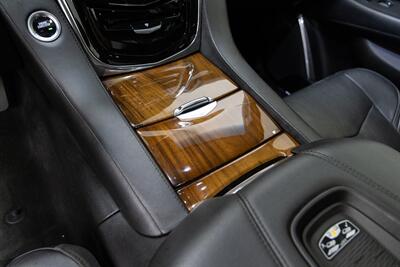 2017 Cadillac Escalade Premium Luxury   - Photo 22 - Concord, CA 94520