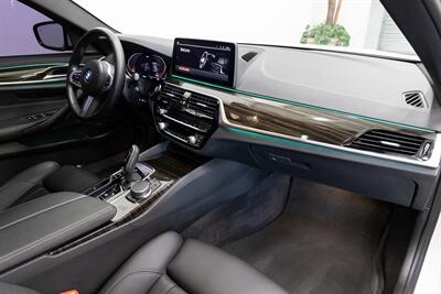 2023 BMW 5 Series 540i   - Photo 13 - Concord, CA 94520