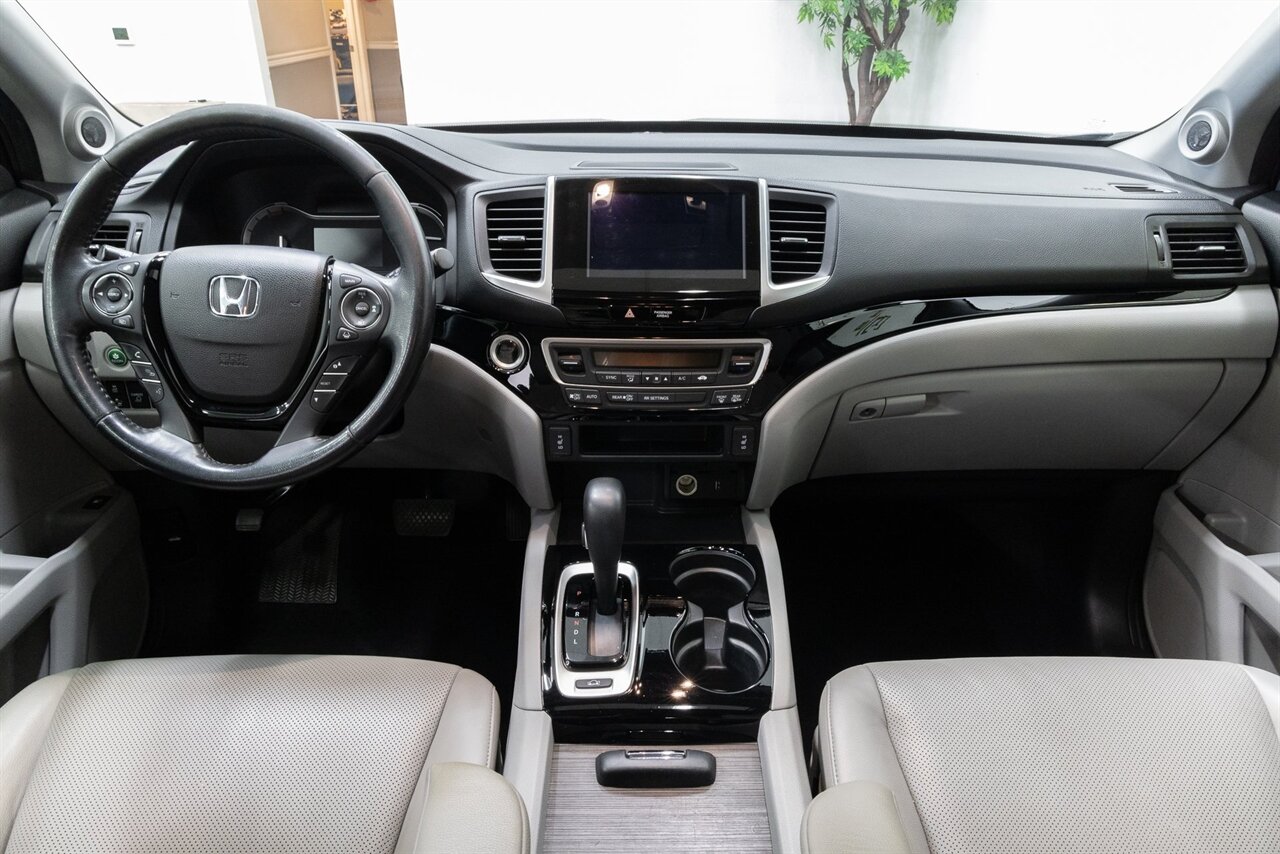 2017 Honda Ridgeline RTL-E - Photo 5 - Concord, CA 94520