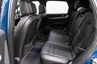 2024 Porsche Cayenne S - Photo 8 - Concord, CA 94520